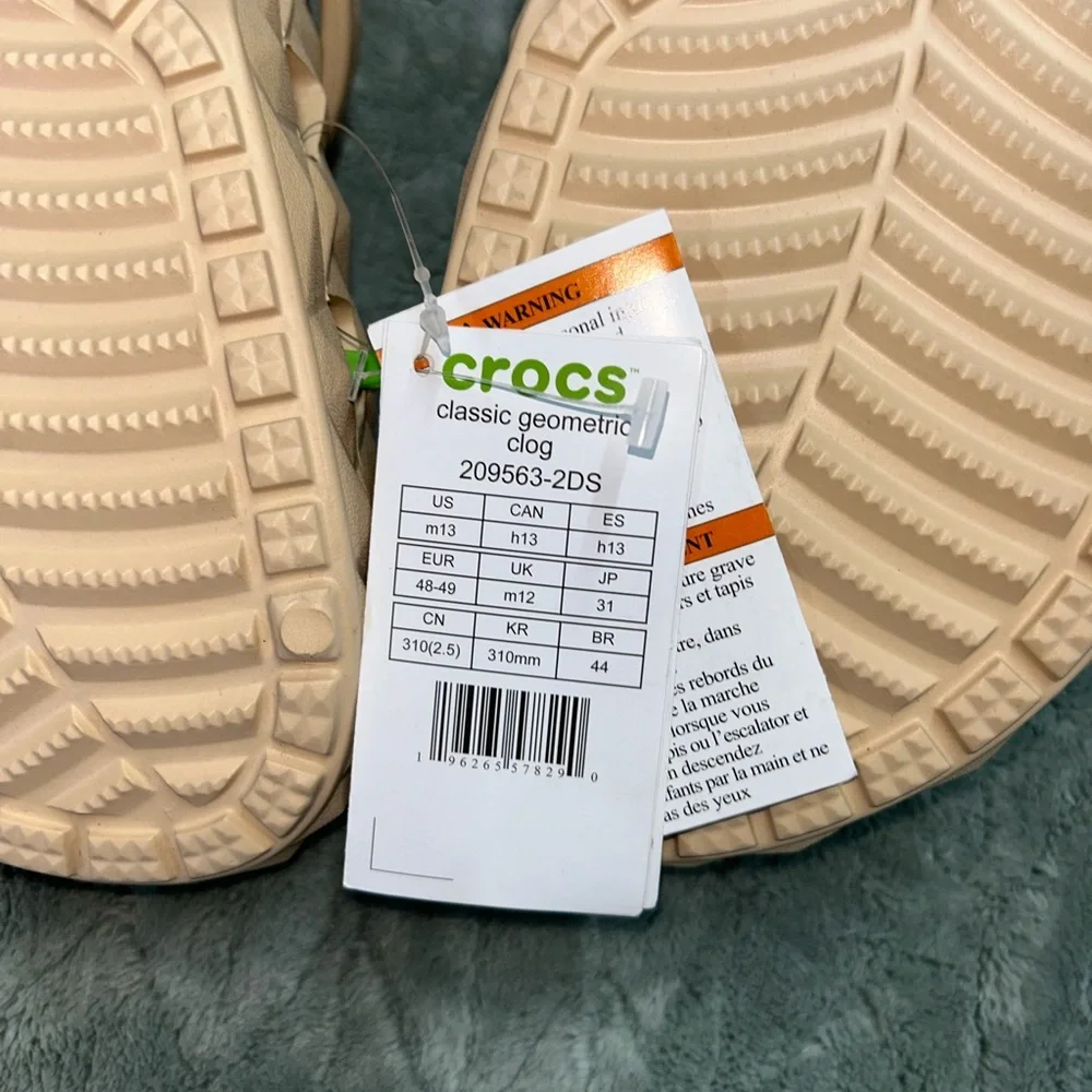 Crocs Classic Geometric Clog Men’s Size 13 - Picture 8 of 8